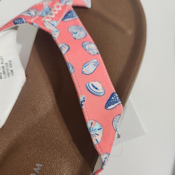 Club Room Men's flip Flops - Picture 3 of 4